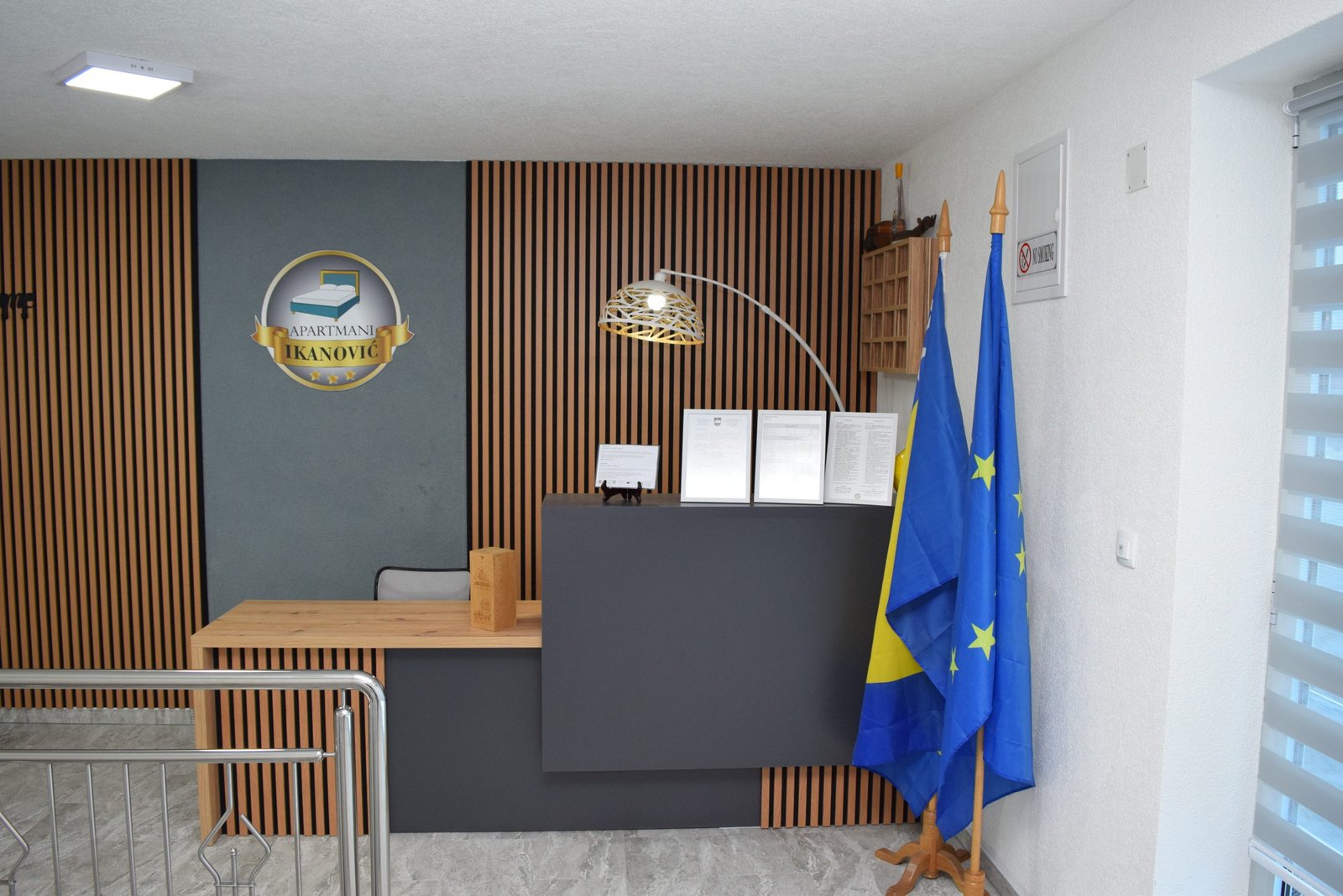 Recepcija sa zastavom BiH 3