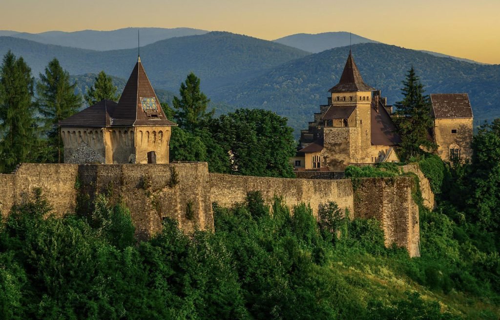 stari grad ostrožac